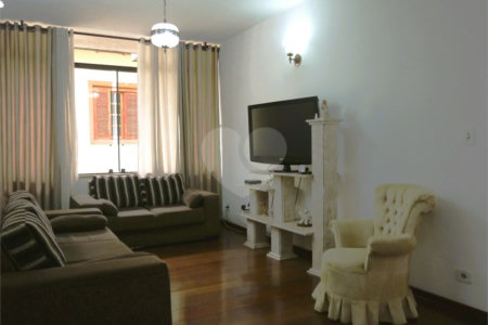 Casa à venda com 3 suítes em MORUMBI, São Paulo, SP