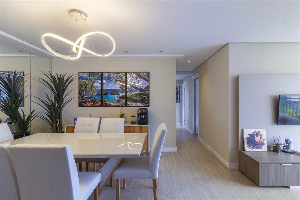 Apartamento à venda com 3 quartos, sendo 1 suíte, em Jardim Vazani, São Paulo, SP