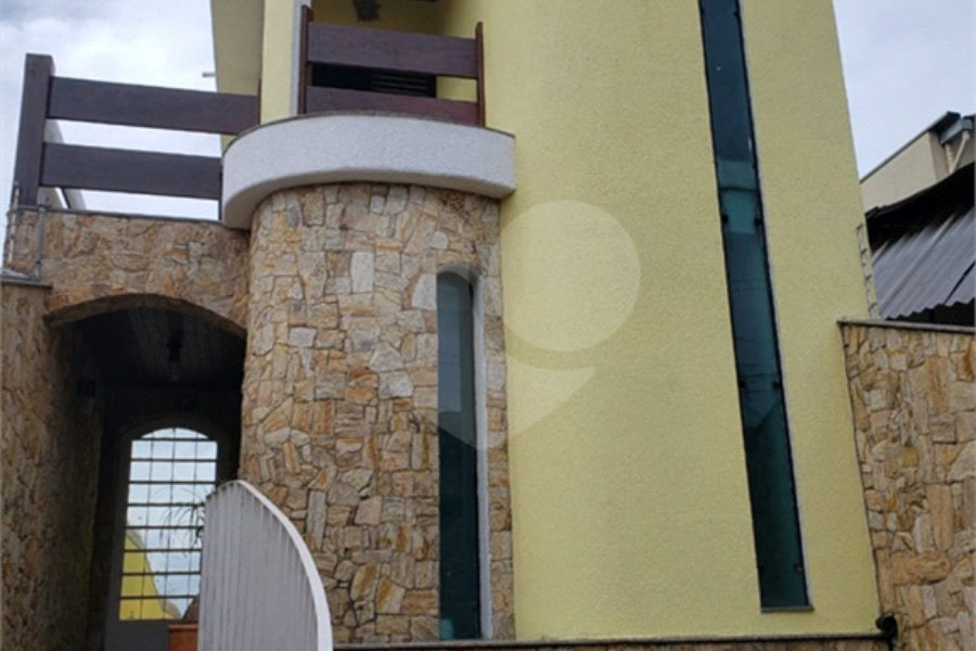 Sobrado à venda com 3 quartos, sendo 1 suíte,  em Vila Maria, São Paulo, SP