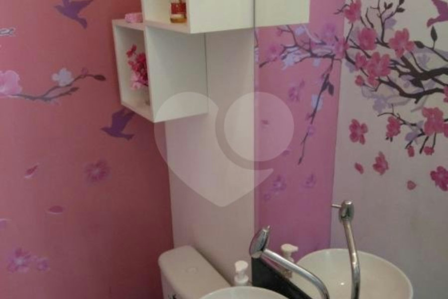 Sobrado à venda com 3 quartos, sendo 1 suíte, em Imirim, São Paulo, SP