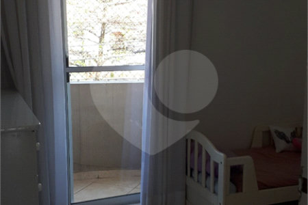 Sobrado à venda com 3 quartos, sendo 1 suíte, em Jardim Ester, São Paulo, SP