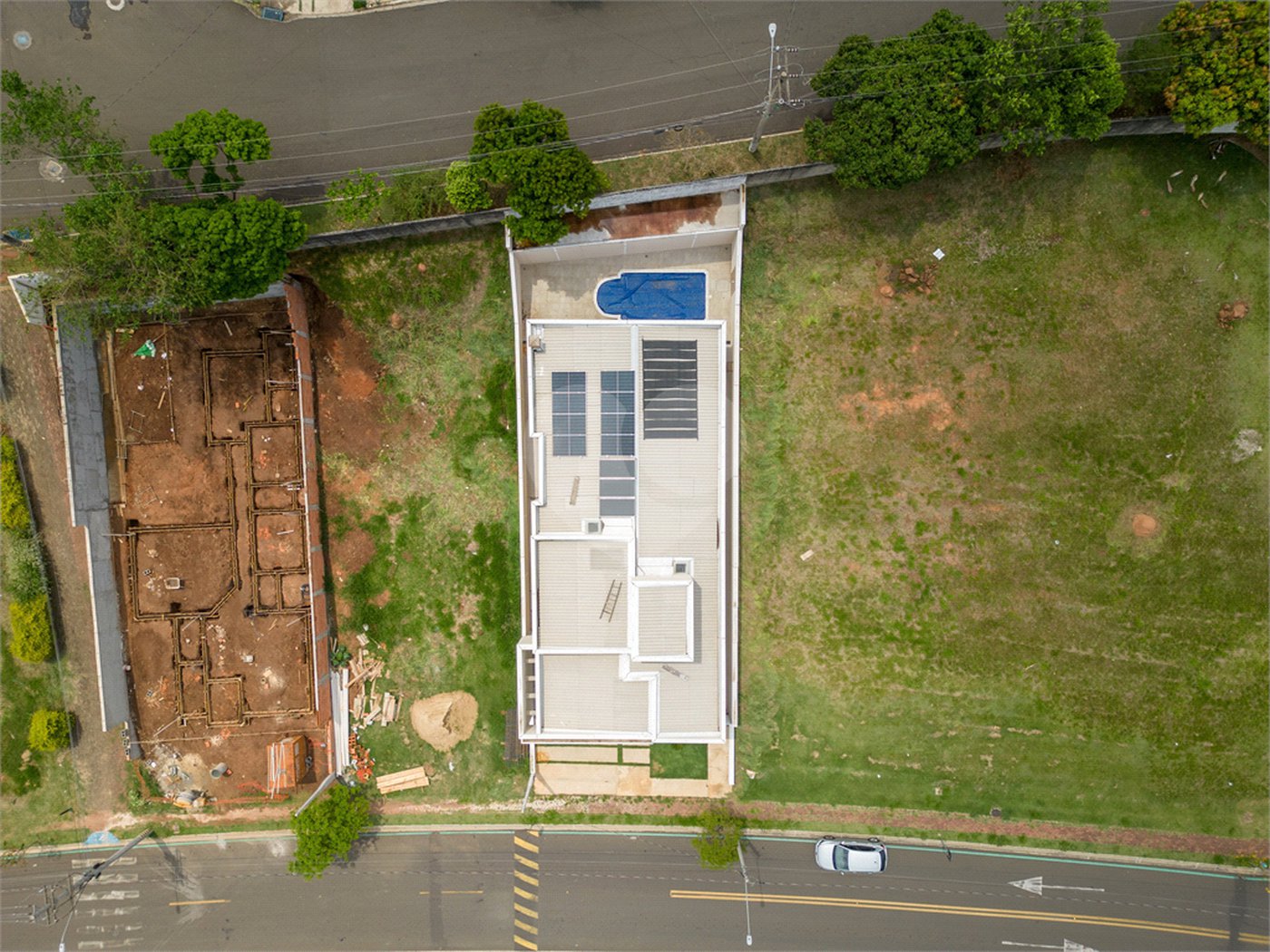 Casa à venda com 5 suítes no condomínio Lagos D´icaraí, Salto - SP