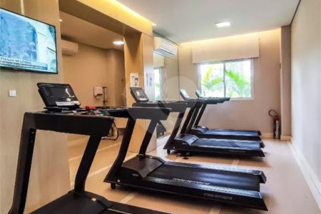 Apartamento à venda com 3 quartos, sendo 1 suíte,  em Jardim Vazani, São Paulo, SP