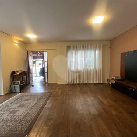 Casa à venda com 4 quartos, sendo 1 suíte,  em Jardim Franca, São Paulo, SP