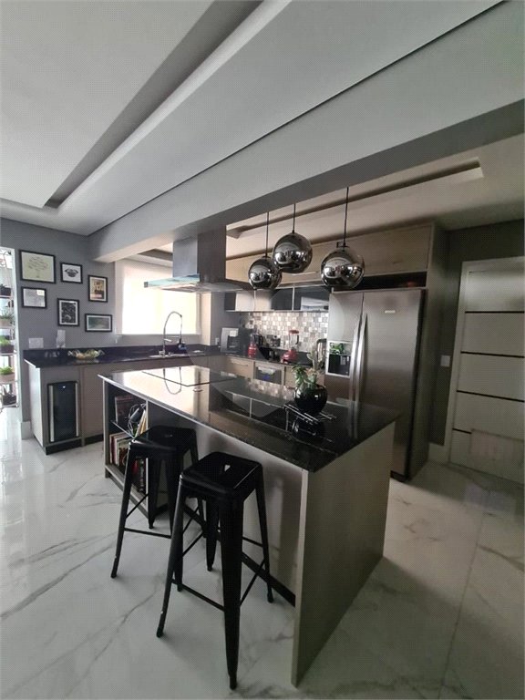 Apartamento à venda com 3 suítes em Jardim Flor da Montanha, Guarulhos, SP