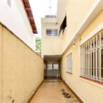 Sobrado à venda com 5 quartos, sendo 1 suíte, em Vila Monumento, São Paulo, SP
