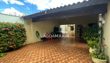 Casa à venda com 3 quartos, sendo 1 suíte,  em Jardim Brasília, Três Lagoas, MS