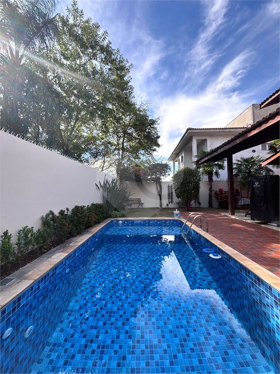 Casa à venda com 3 suítes no condomínio Atibaia Park I, Atibaia - SP