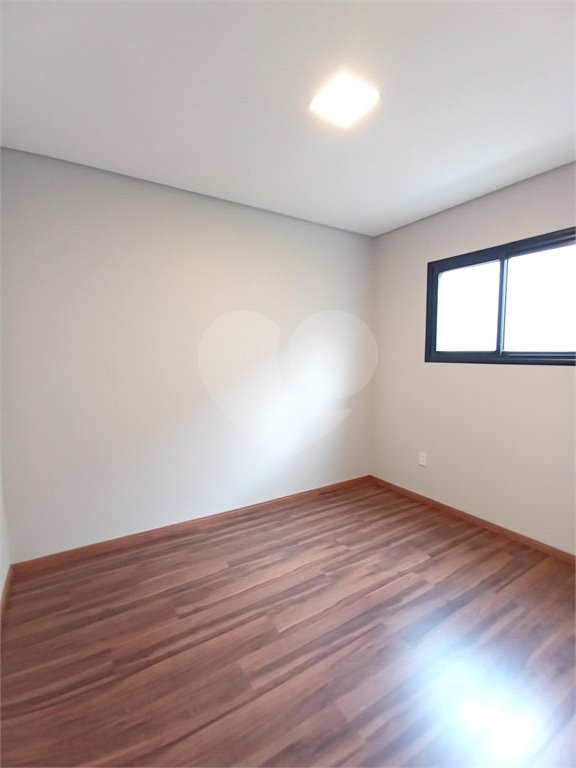 Casa à venda com 4 quartos, sendo 3 suítes,  no condomínio Alphaville Nova Esplanada 3, Votorantim - SP