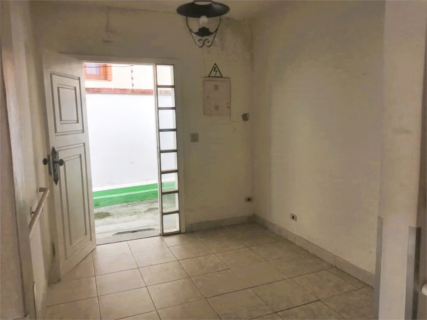 Casa à venda ou para alugar com 7 quartos, sendo 2 suítes, em Jardim Peri Peri, São Paulo, SP
