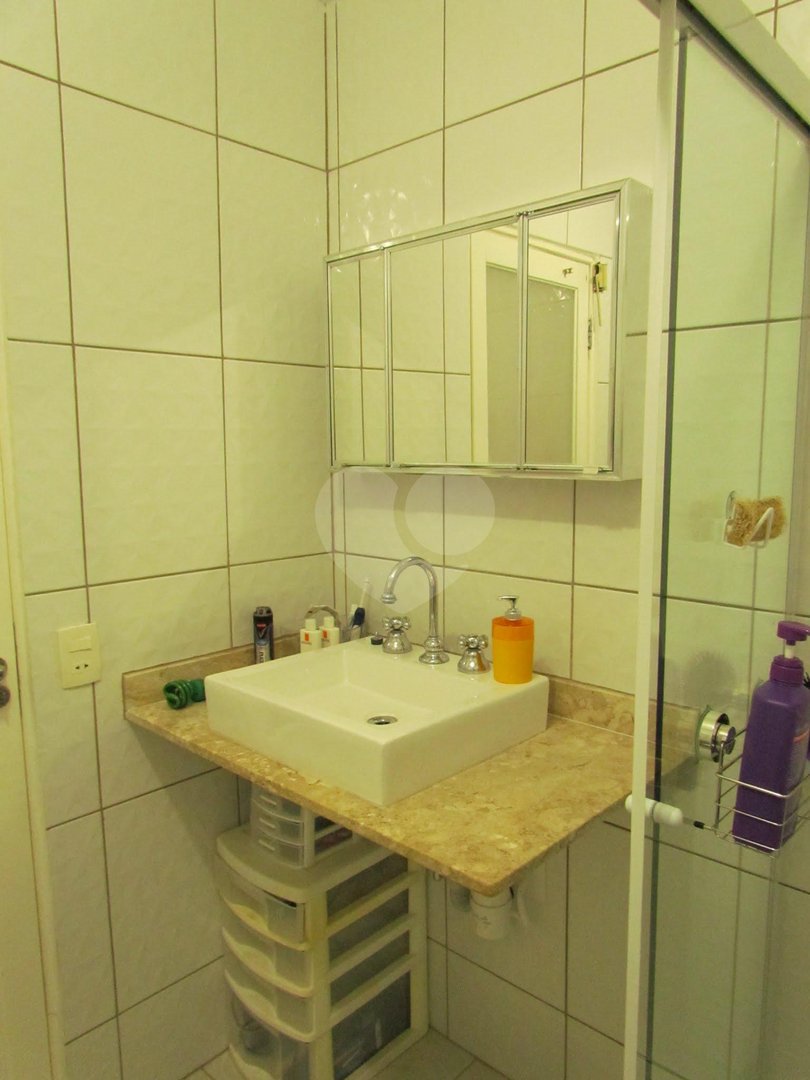 Casa de Vila à venda com 4 quartos, sendo 1 suíte, em Chácara Monte Alegre, São Paulo, SP