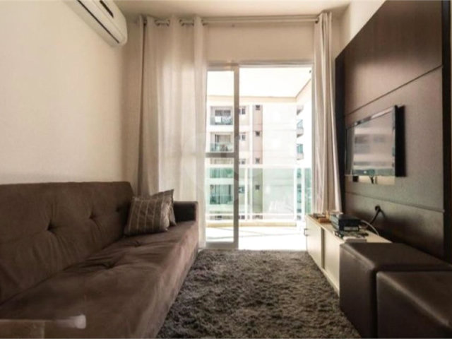 Apartamento à venda com 1 suíte em Chácara Santo Antônio, São Paulo, SP