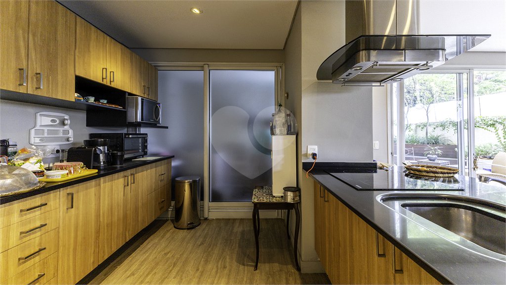 Apartamento para alugar com 1 suíte em Real Parque, São Paulo, SP