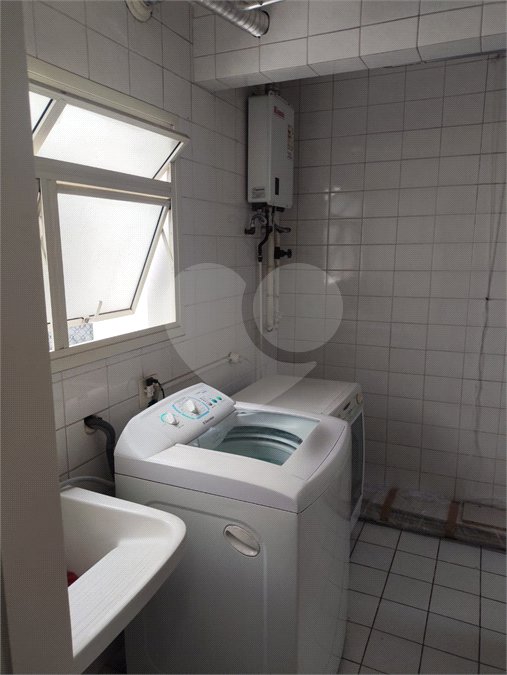 Apartamento à venda com 3 quartos, sendo 1 suíte, em Indianópolis, São Paulo, SP
