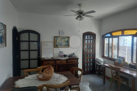 Casa Térrea à venda com 3 quartos, sendo 1 suíte,  em Cidade Dutra, São Paulo, SP