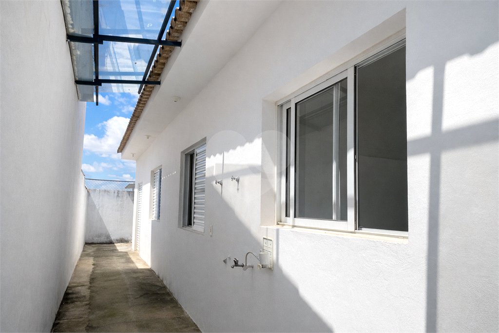 Casa à venda com 3 quartos, sendo 1 suíte,  no condomínio Bella Vista, Sorocaba - SP