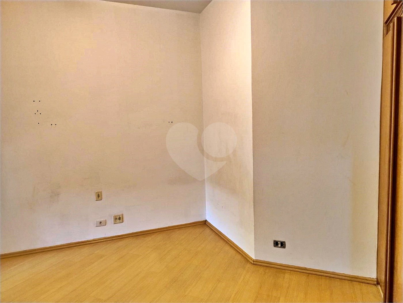 Apartamento à venda com 4 quartos, sendo 2 suítes,  em Indianópolis, São Paulo, SP