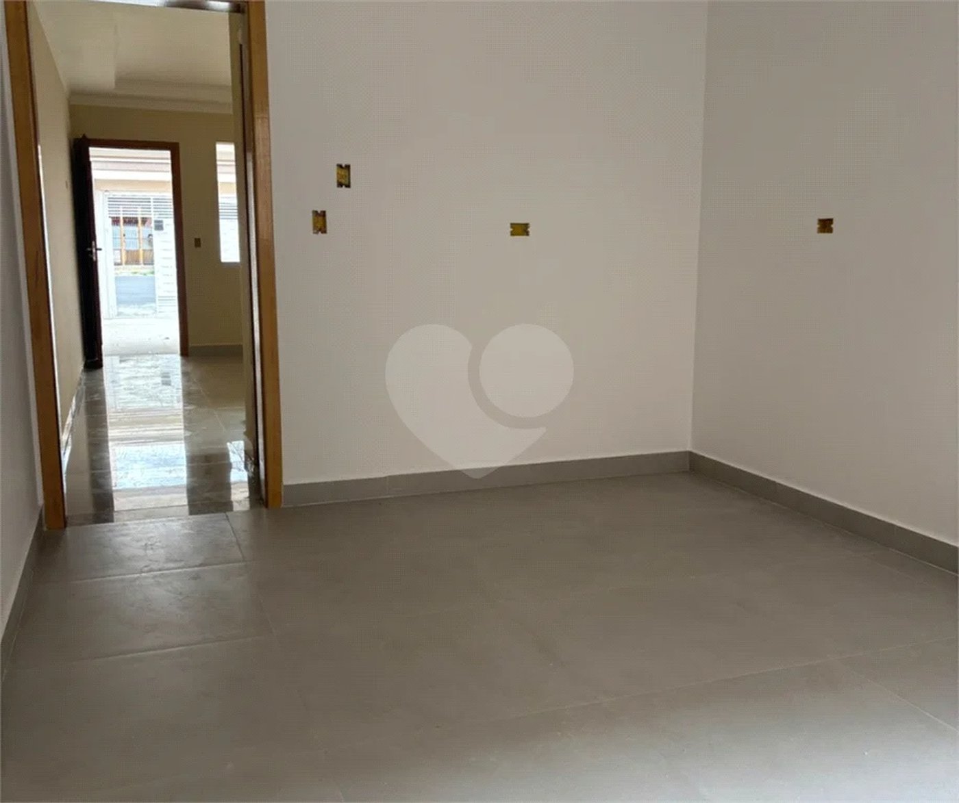 Sobrado à venda com 3 quartos, sendo 1 suíte, em Vila Nova Cachoeirinha, São Paulo, SP
