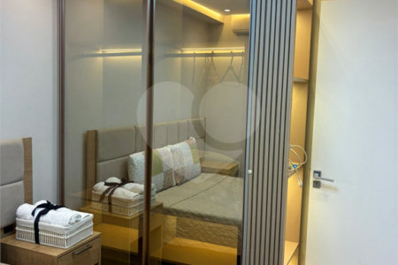 Apartamento à venda com 2 quartos em Santo Amaro, São Paulo, SP