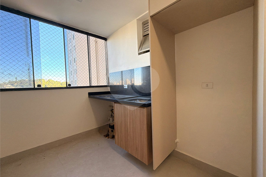 Apartamento à venda com 3 quartos, sendo 1 suíte,  em Tremembé, São Paulo, SP