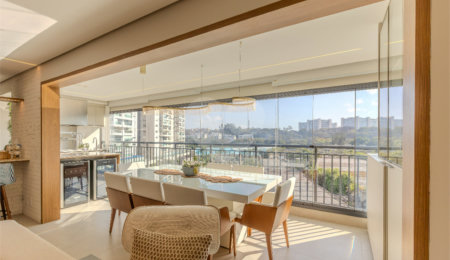 Apartamento à venda com 2 suítes em Santo Amaro, São Paulo, SP