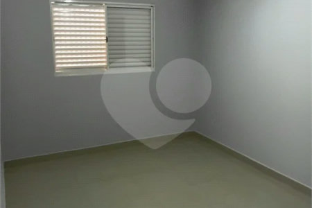 Casa à venda com 3 quartos, sendo 1 suíte,  no condomínio Residencial Eldorado, São Carlos - SP