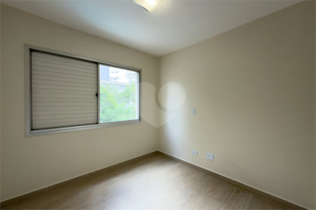 Apartamento à venda com 3 quartos, sendo 1 suíte, em Planalto Paulista, São Paulo, SP