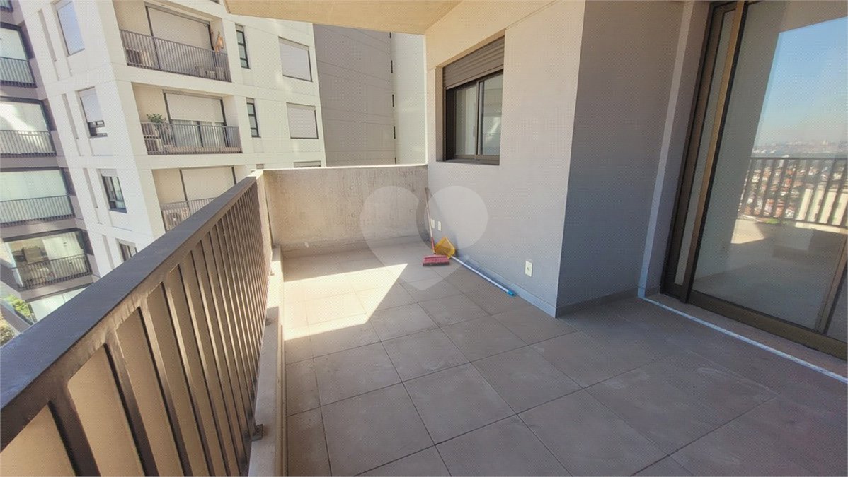 Apartamento à venda com 2 quartos, sendo 1 suíte,  em Sumarezinho, São Paulo, SP