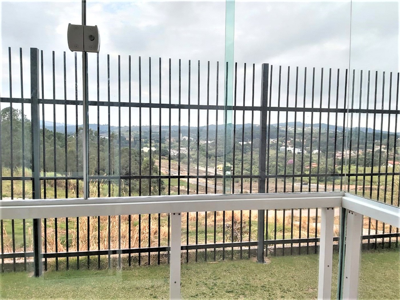 Apartamento à venda com 3 quartos, sendo 1 suíte,  em Pinheirinho, Vinhedo, SP