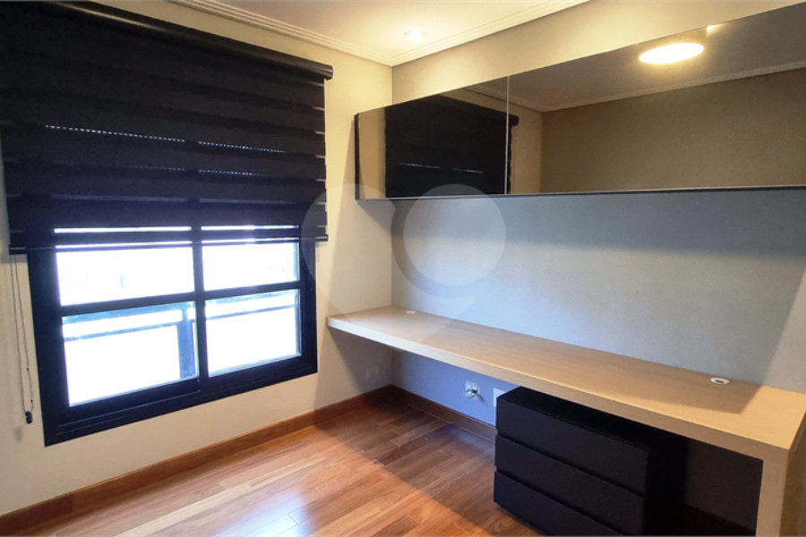 Apartamento à venda com 4 quartos, sendo 3 suítes, em Santana, São Paulo, SP