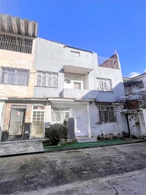 Casa de Vila à venda com 4 quartos, sendo 1 suíte,  em Grajaú, Rio de Janeiro, RJ