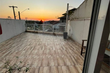 Casa à venda com 3 suítes no condomínio Residencial Rubi, Mogi das Cruzes - SP