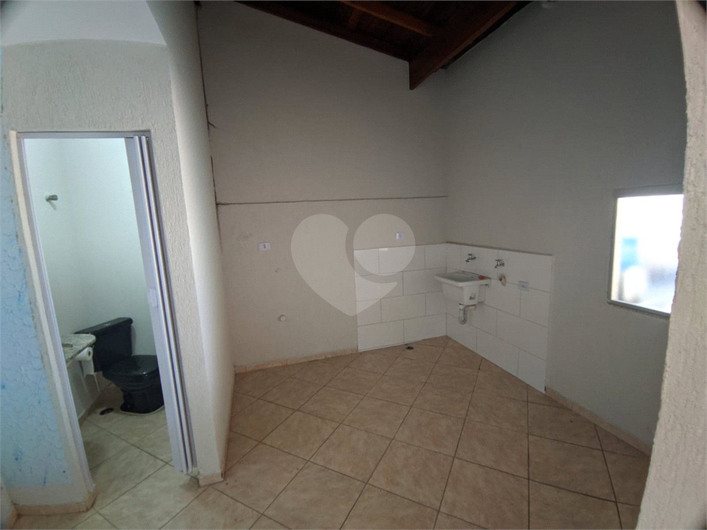 Cobertura à venda com 2 quartos, sendo 1 suíte,  em Vila Scarpelli, Santo André, SP