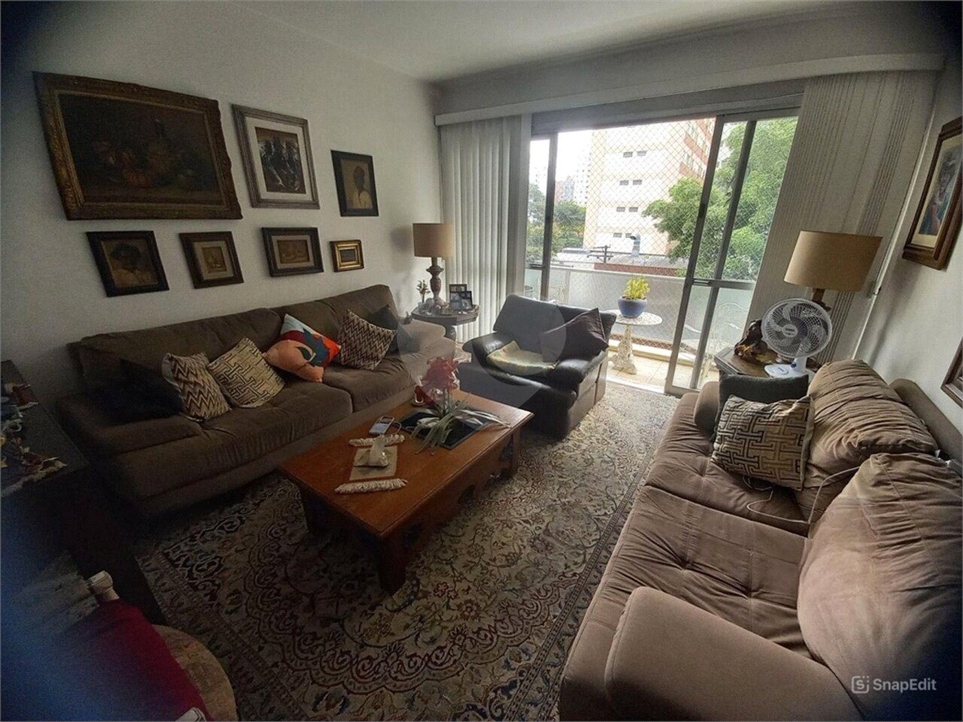 Apartamento à venda com 3 quartos, sendo 1 suíte,  em Indianópolis, São Paulo, SP