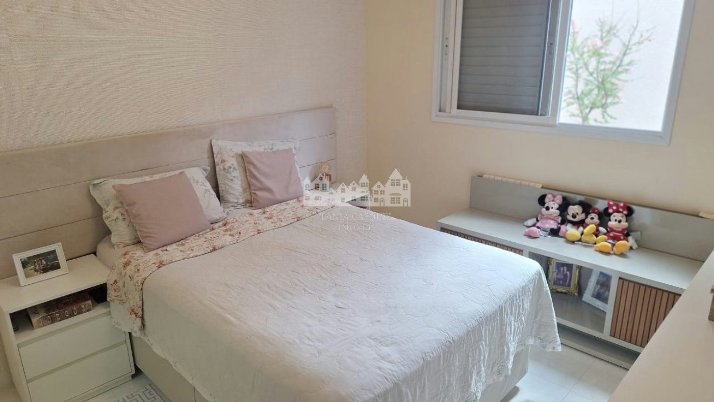 Casa à venda com 3 quartos, sendo 1 suíte, em Residencial Jardins da Catalunha, Atibaia, SP