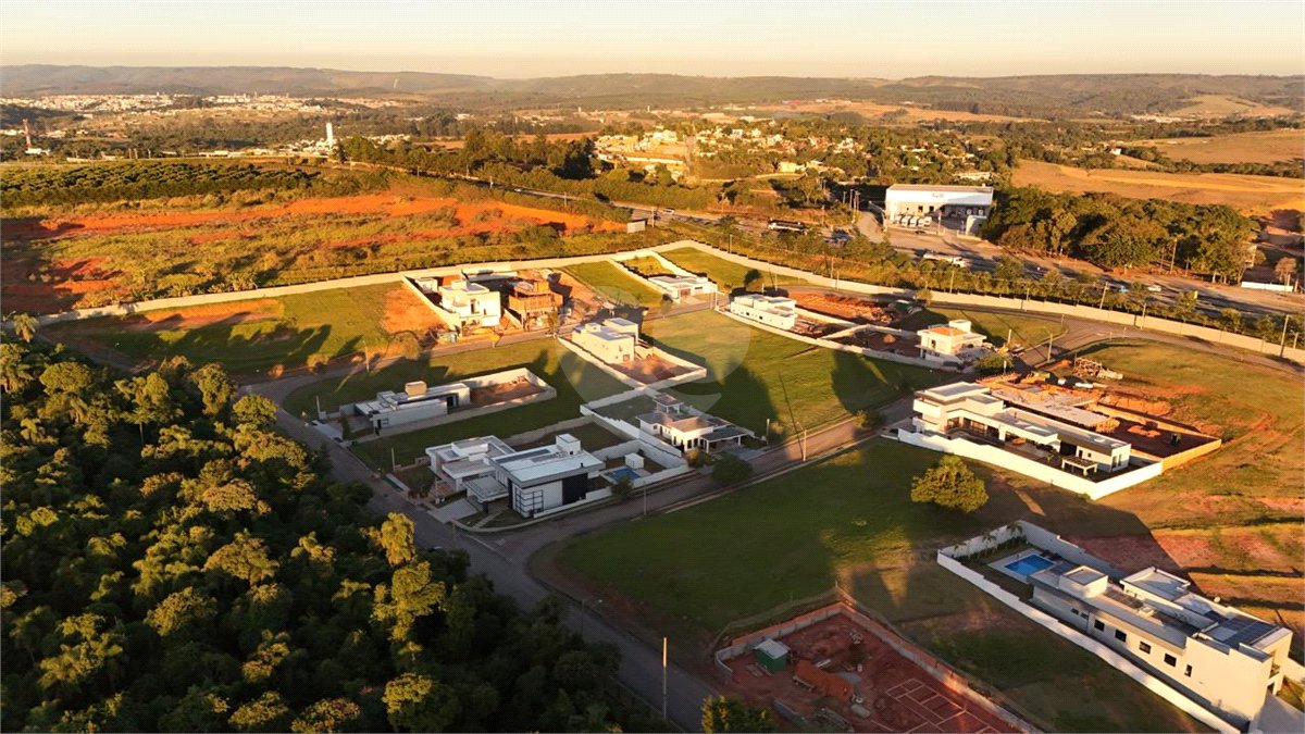 Terreno à venda no condomínio Fazenda Jequetibá, Sorocaba - SP