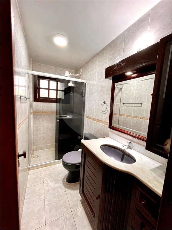 Casa à venda com 6 quartos, sendo 5 suítes,  em Alto de Búzios, Armação dos Búzios, RJ