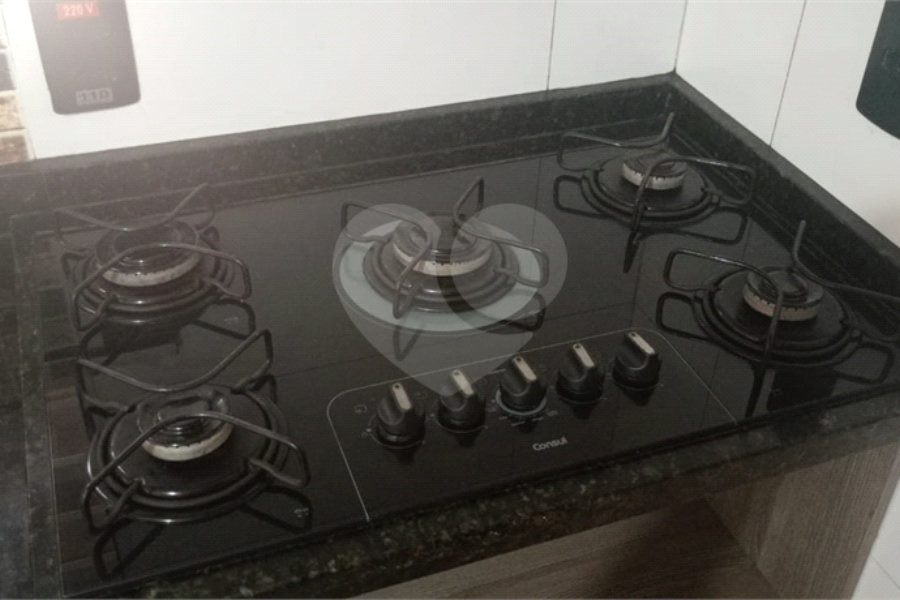 Sobrado à venda com 2 quartos em Parque Viviane, Itaquaquecetuba, SP