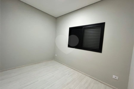 Casa à venda com 3 quartos, sendo 1 suíte, no condomínio Ibiti Reserva, Sorocaba - SP