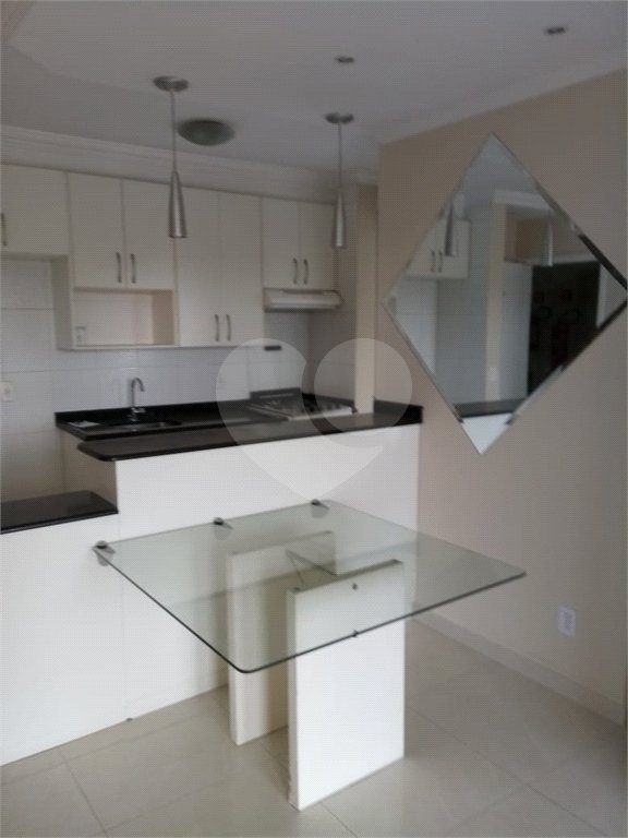 Apartamento à venda com 2 quartos em Vila Anastácio, São Paulo, SP