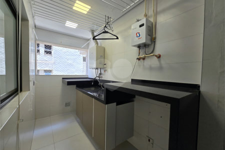 Apartamento à venda com 5 quartos, sendo 4 suítes, em Santa Cecília, São Paulo, SP