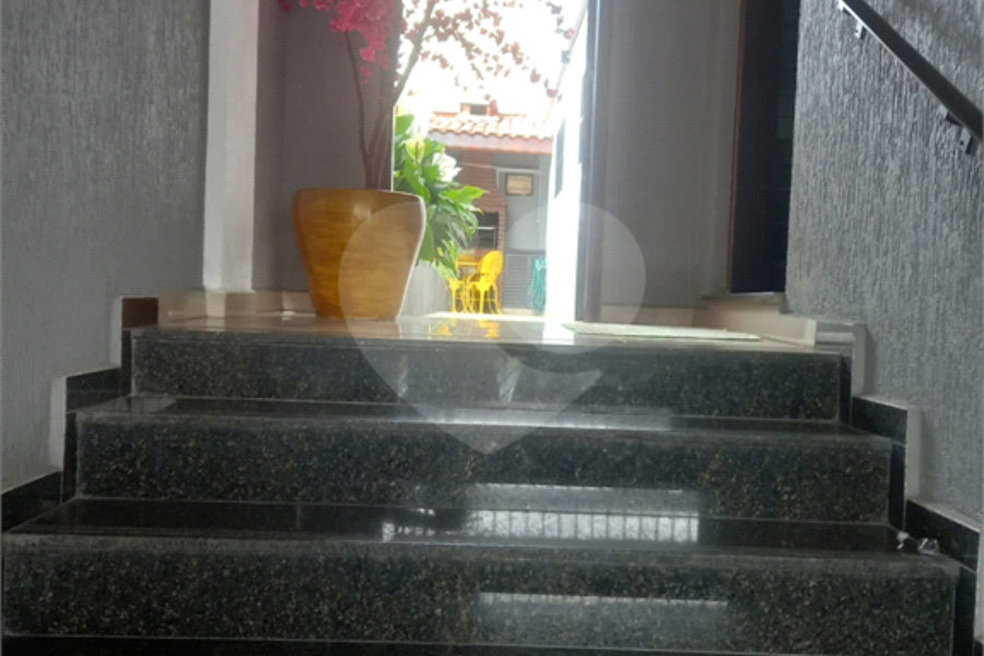 Sobrado à venda com 3 quartos, sendo 1 suíte, em Vila Guilherme, São Paulo, SP