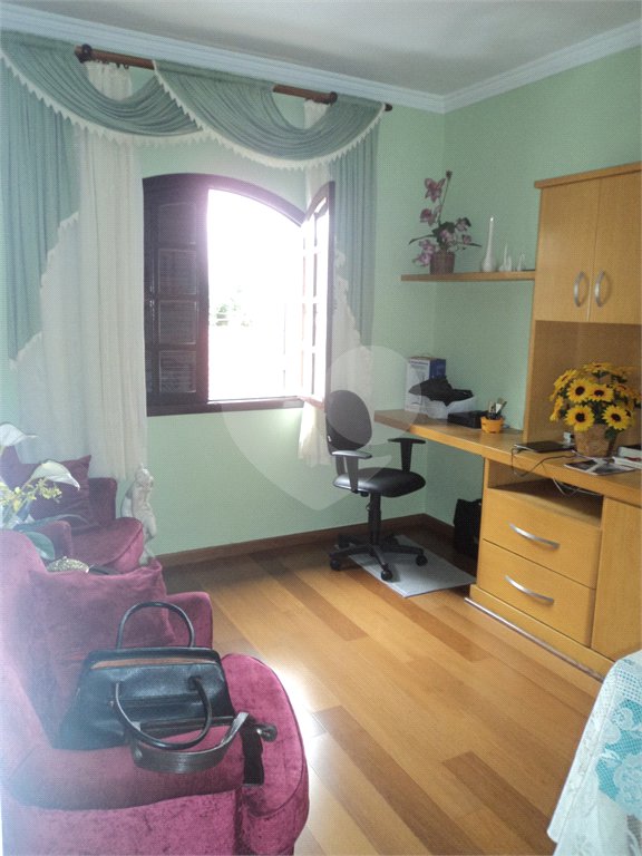 Sobrado à venda com 3 quartos, sendo 1 suíte, em Jaguaré, São Paulo, SP