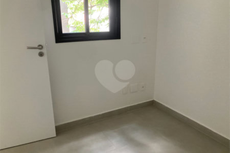 Casa à venda com 2 suítes no condomínio Cube Klabin, São Paulo - SP