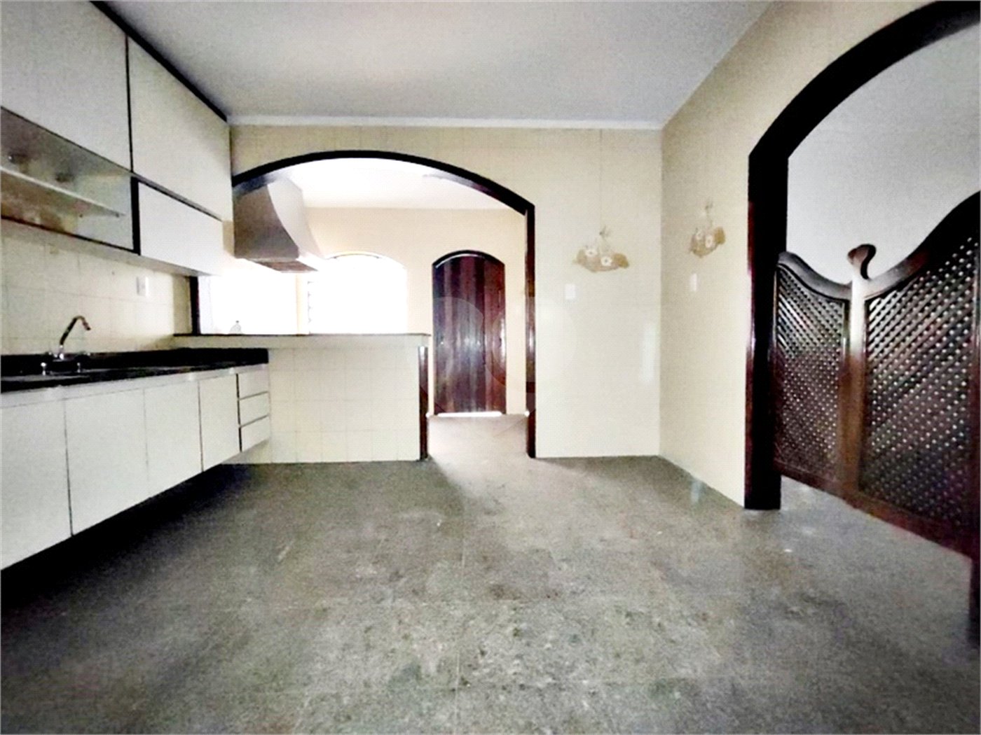 Sobrado à venda ou para alugar com 5 quartos, sendo 3 suítes, em Jardim Franca, São Paulo, SP