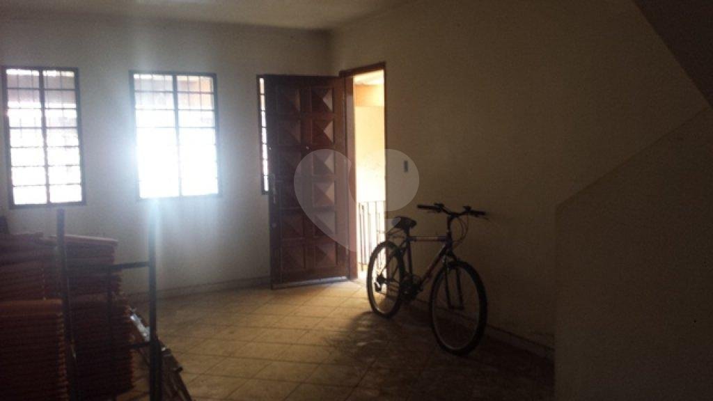 Sobrado à venda com 3 quartos em Tremembé, São Paulo, SP