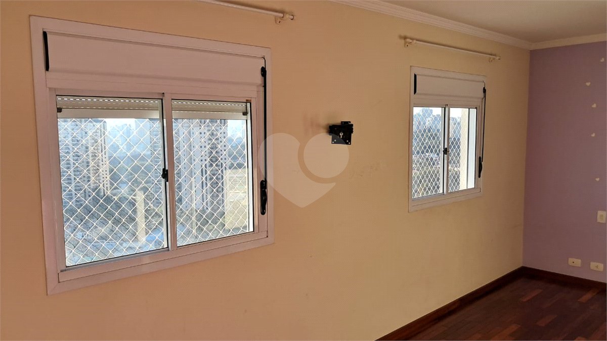 Apartamento à venda com 4 quartos, sendo 2 suítes, em Jardim Marajoara, São Paulo, SP