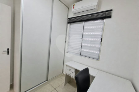 Casa à venda com 3 quartos, sendo 1 suíte, no condomínio Ponta de Leste, São Paulo - SP