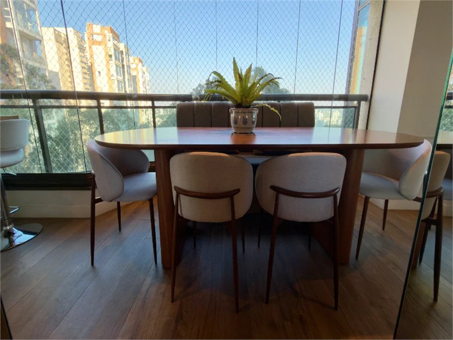 Apartamento à venda ou para alugar com 4 suítes em Jardim Fonte do Morumbi, São Paulo, SP
