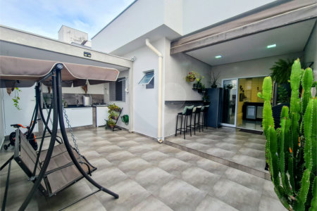 Casa à venda com 3 quartos, sendo 1 suíte, no condomínio Horto Florestal Iii, Sorocaba - SP